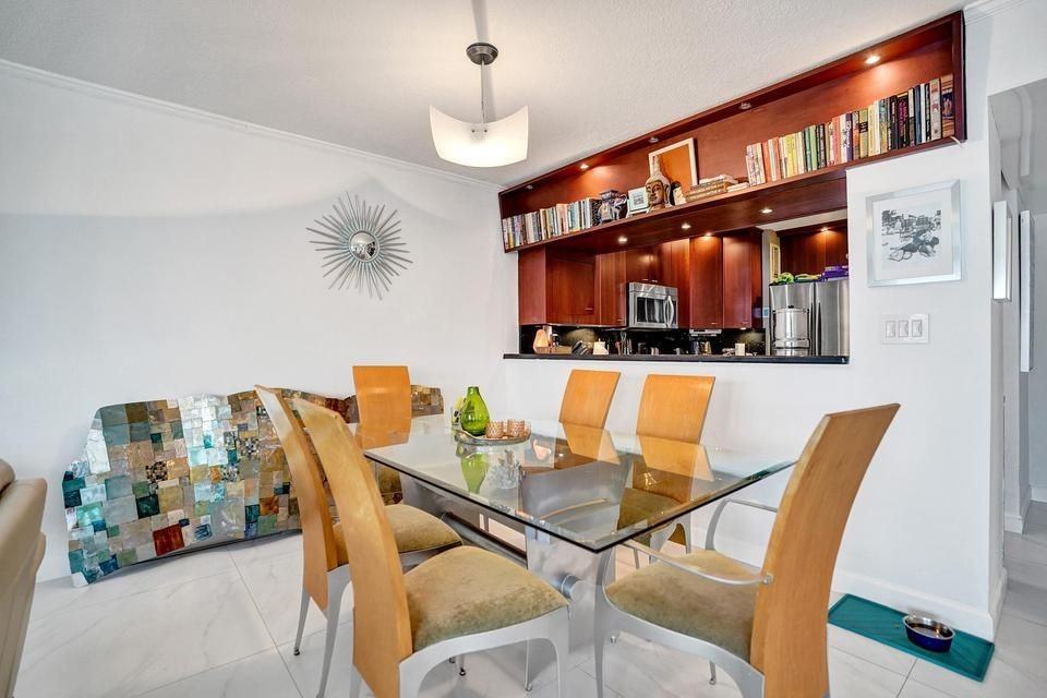 3000 E Sunrise Blvd ##14f - Photo 4 of 11