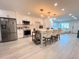 2115 Ne 37th Dr ##121 - Photo 1 of 1