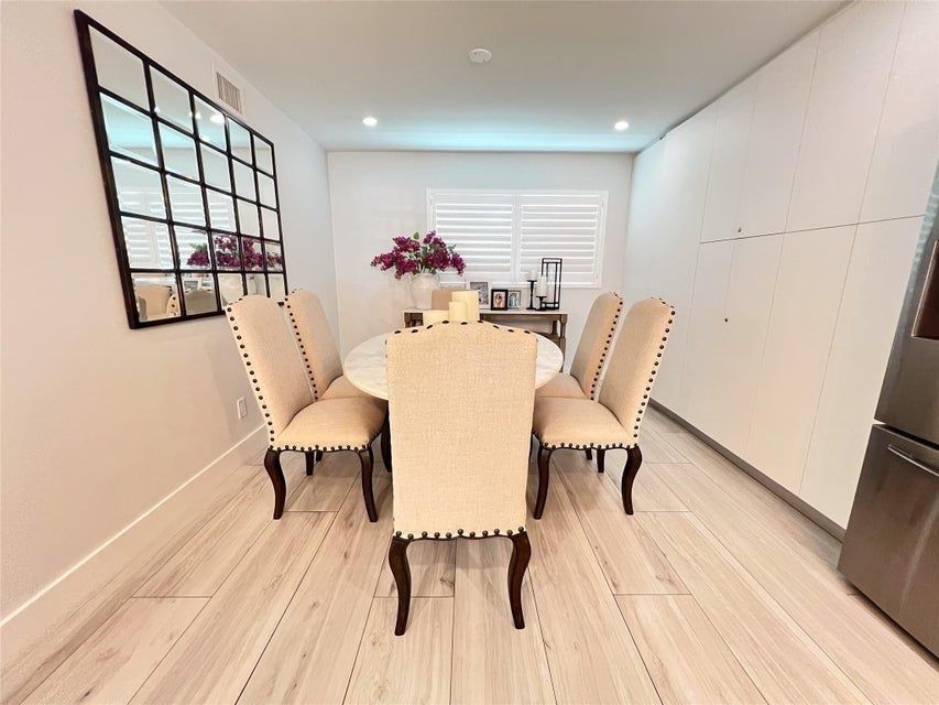 2115 Ne 37th Dr ##121 - Photo 6 of 13
