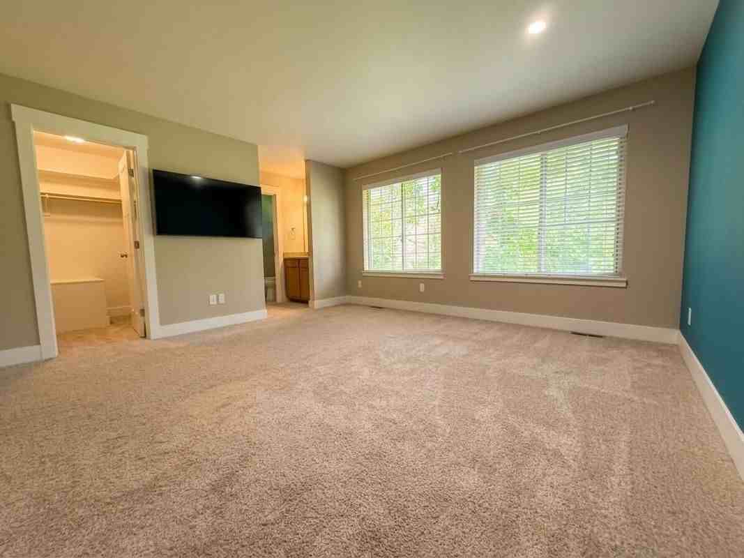 20611 Se 135th St - Photo 7 of 16