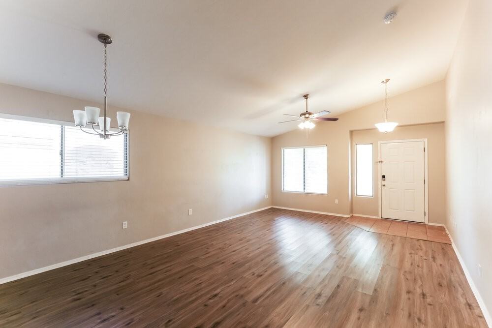 11320 W Cotton Bale Ln - Photo 5 of 16