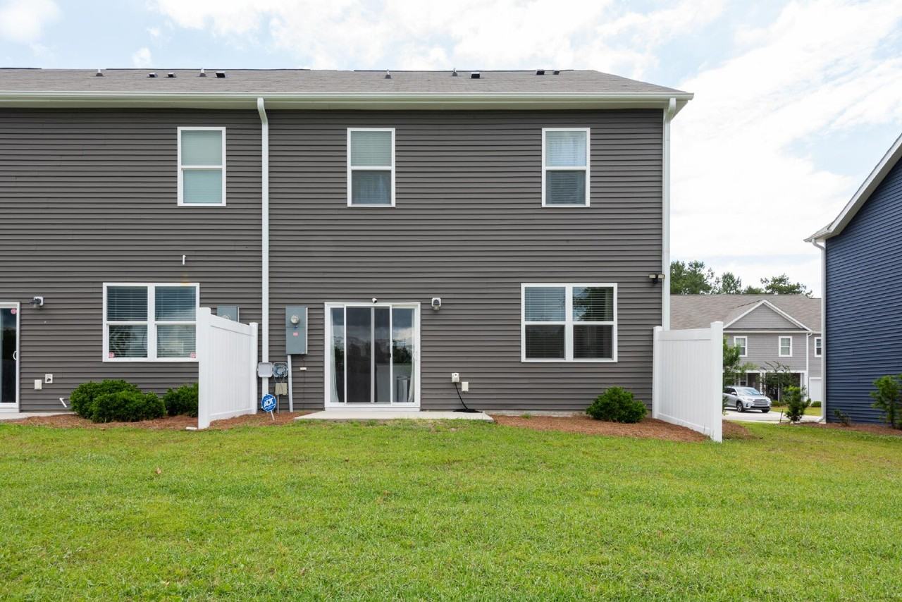 1651 Killdeer Ln - Photo 2 of 15