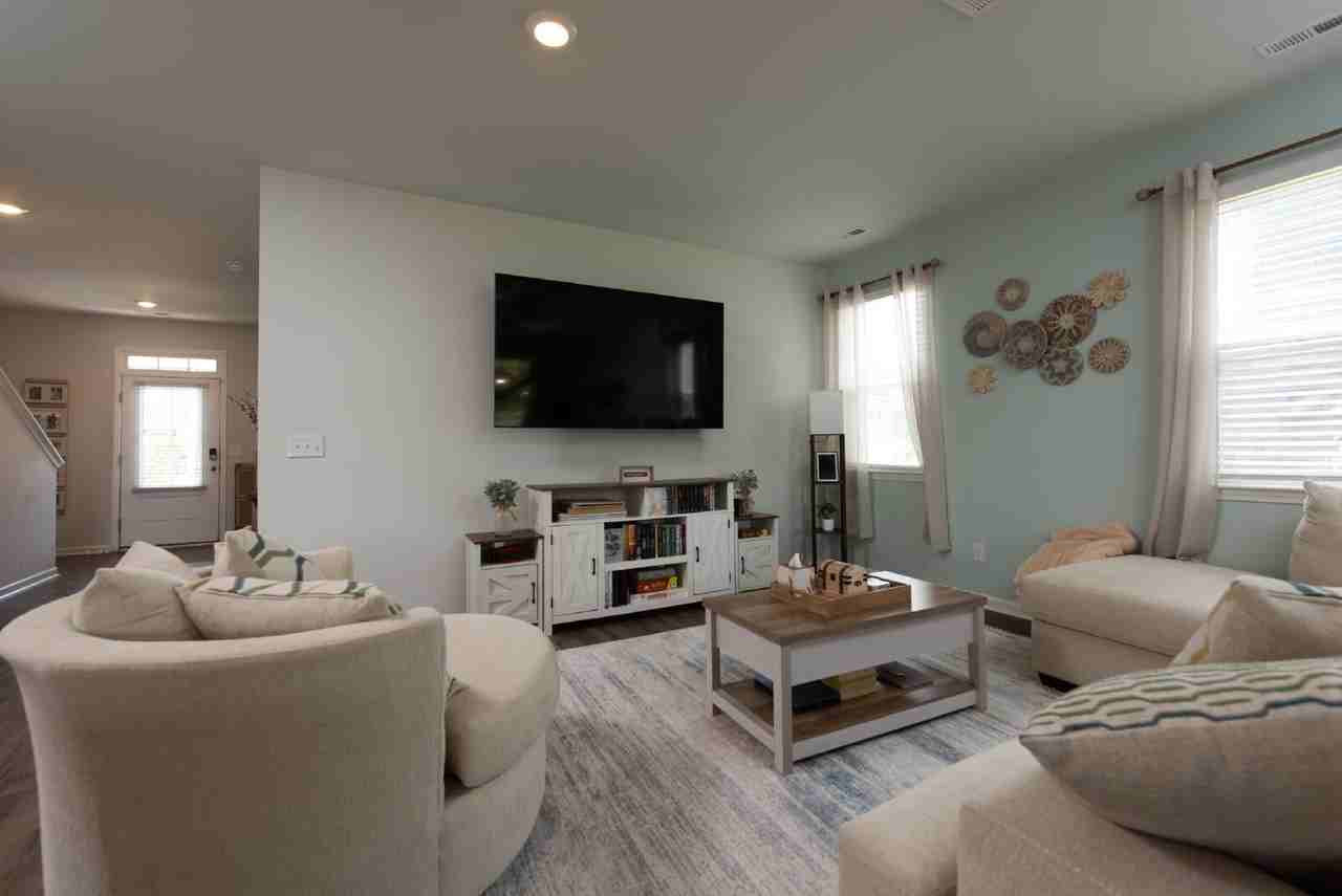 1651 Killdeer Ln - Photo 5 of 15
