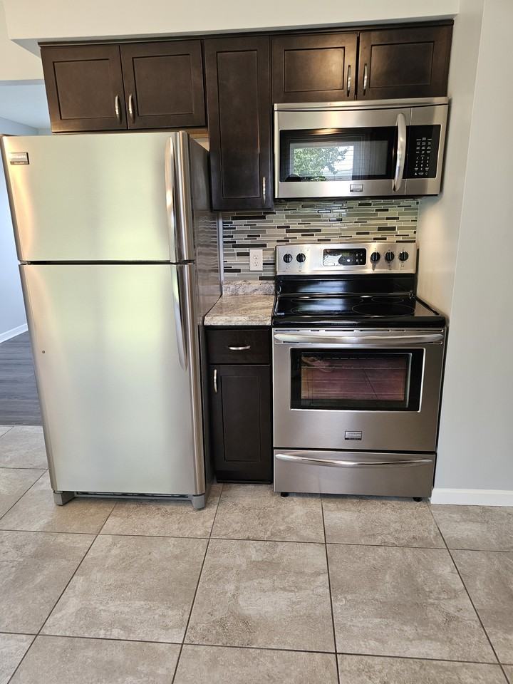 5602 Madrid Dr #5602 - Photo 5 of 35