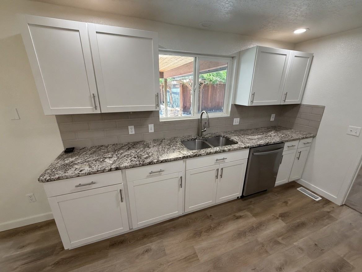 1108 S Kellogg St #NA - Photo 6 of 29