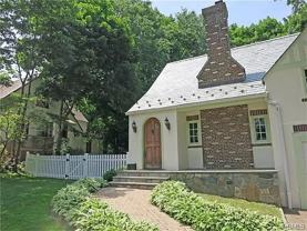 39 Robin Hill Rd #NA - Photo 1 of 1