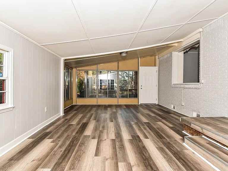 1741 Springfield Ave #NA - Photo 5 of 10