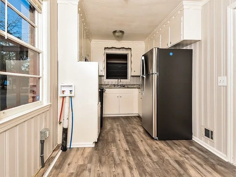 1741 Springfield Ave #NA - Photo 6 of 10