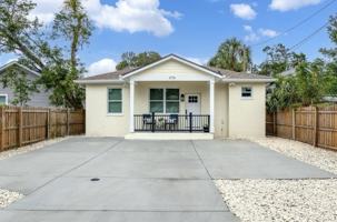 featured image of 979 11th Ave S #NA