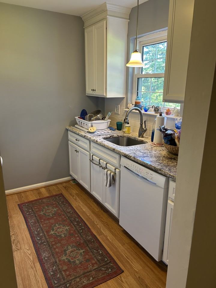 758 Bradford Ter - Photo 3 of 13