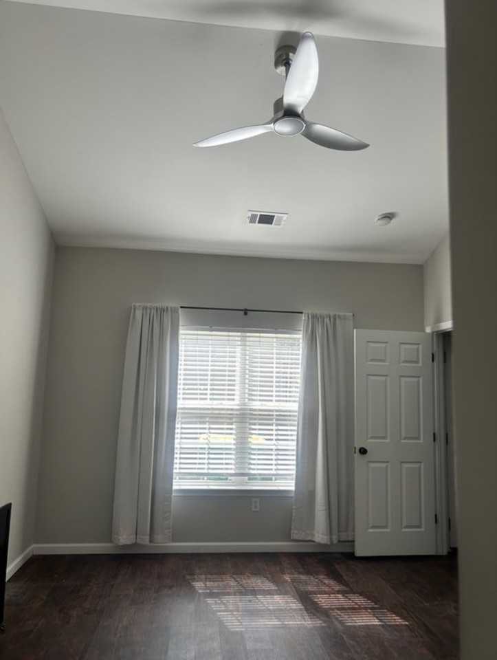 250 Cross Rd #250 - Photo 2 of 10