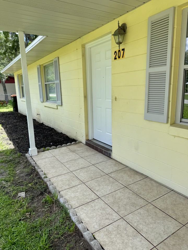 207 Ne 3rd Ter #NA - Photo 4 of 29
