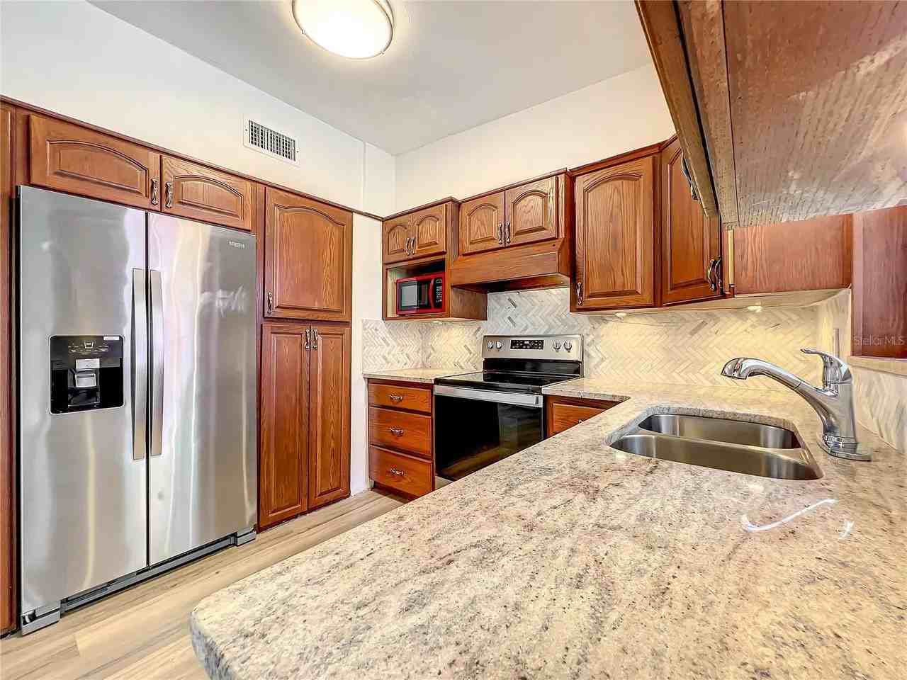 3326 Conway Gardens Rd #NA - Photo 4 of 26