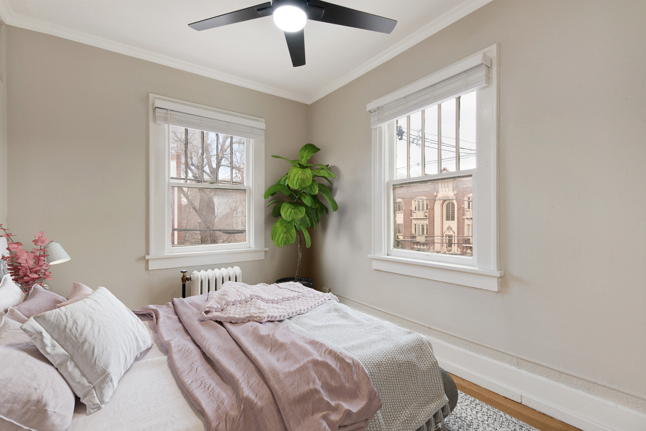 975 N Washington St #12 - Photo 4 of 8