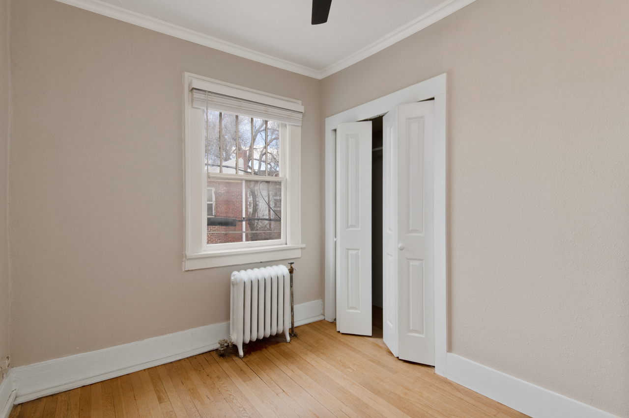975 N Washington St #12 - Photo 6 of 8