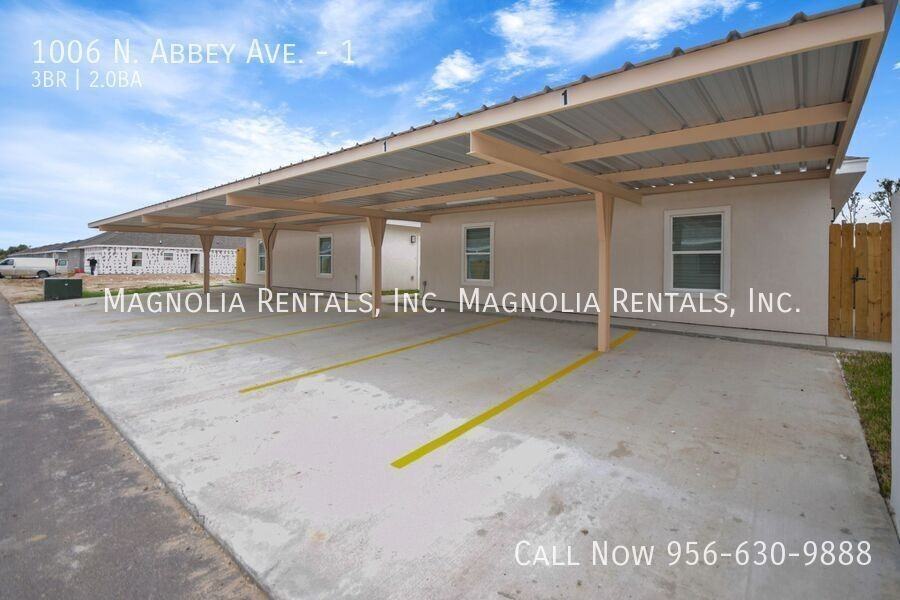 1006 N Abbey Ave #1 - Photo 4 of 28