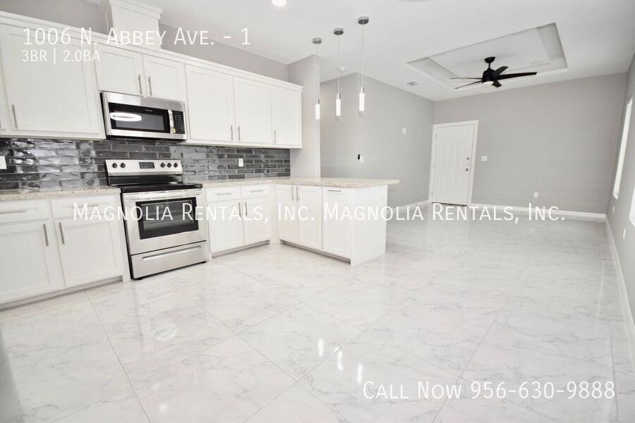 1006 N Abbey Ave #1 - Photo 5 of 28