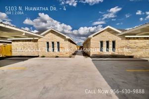 featured image of 5103 N Hiawatha Dr #4