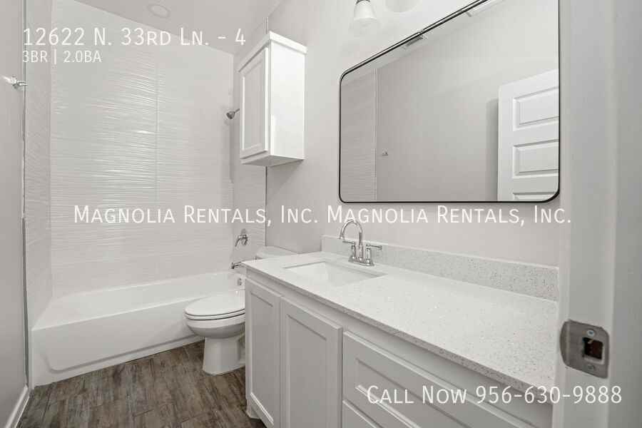 12622 N 33rd Ln #4 - Photo 6 of 17