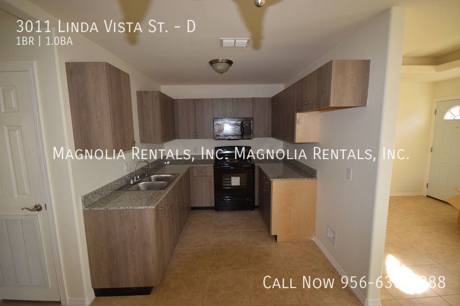 3011 Linda Vista St #D - Photo 4 of 7