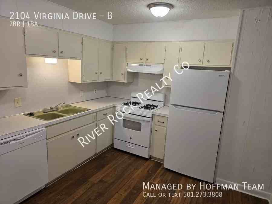 2104 Virginia Dr #B - Photo 2 of 7