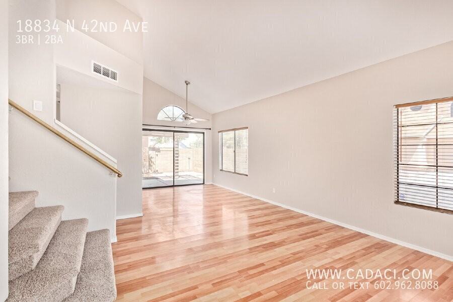 18834 N 42nd Ave - Photo 7 of 34