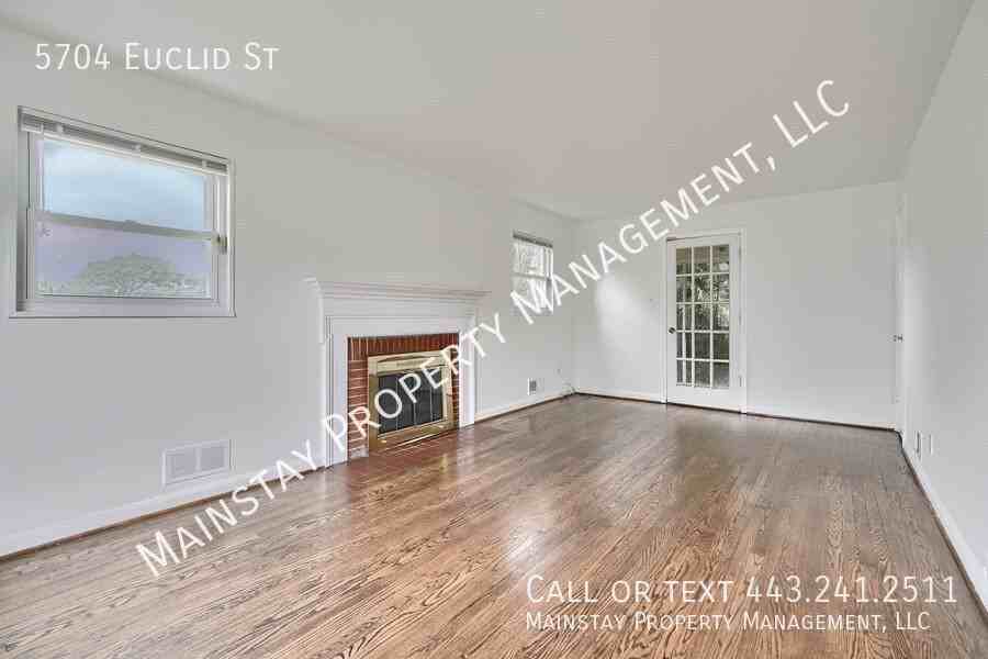 5704 Euclid St - Photo 6 of 25