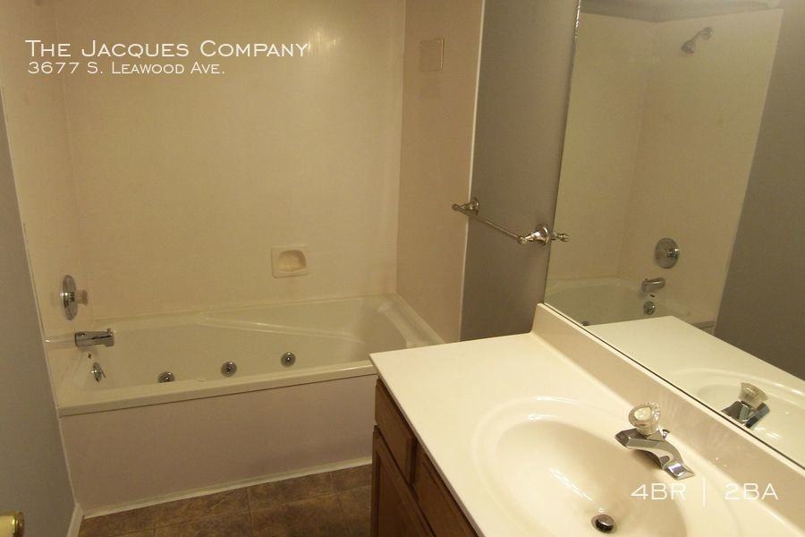 3677 S Leawood Ave - Photo 7 of 15