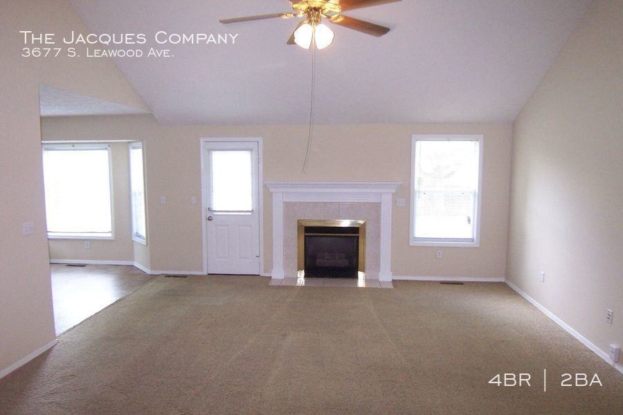 3677 S Leawood Ave - Photo 3 of 15