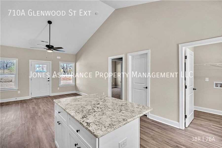 710A Glenwood Street Ext - Photo 7 of 28