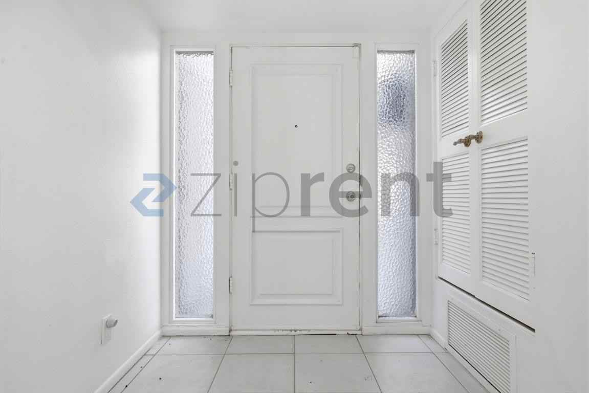 35054 Mission Hills Dr - Photo 7 of 34