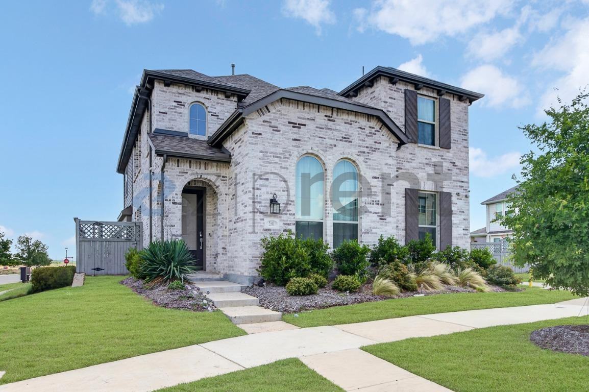 2301 Norma Ln - Photo 2 of 31