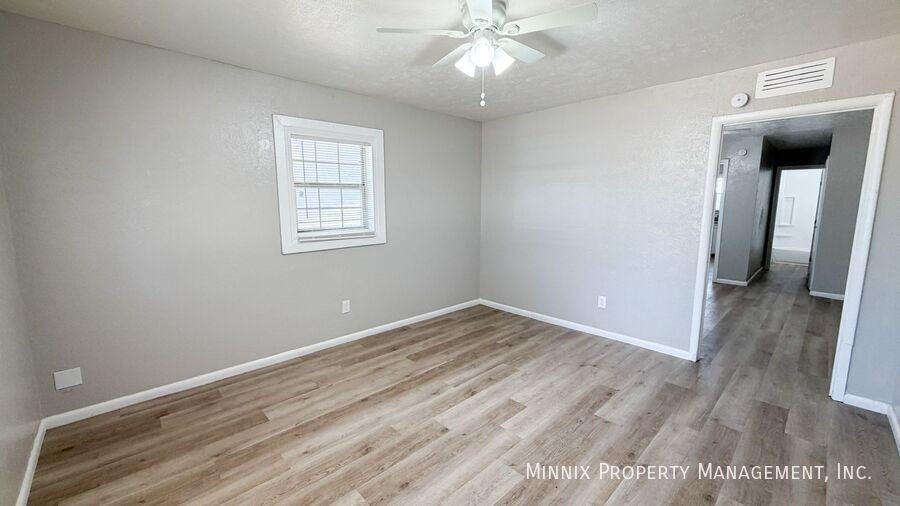 3509 Avenue S #A - Photo 3 of 13