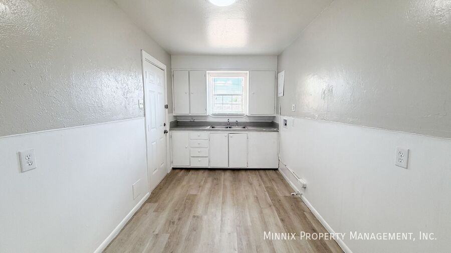 3509 Avenue S #A - Photo 7 of 13