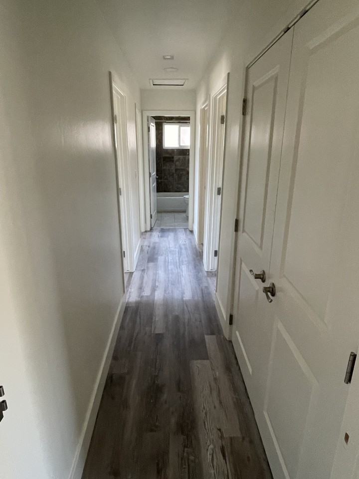 4629 Royal Oak Rd #NA - Photo 4 of 11