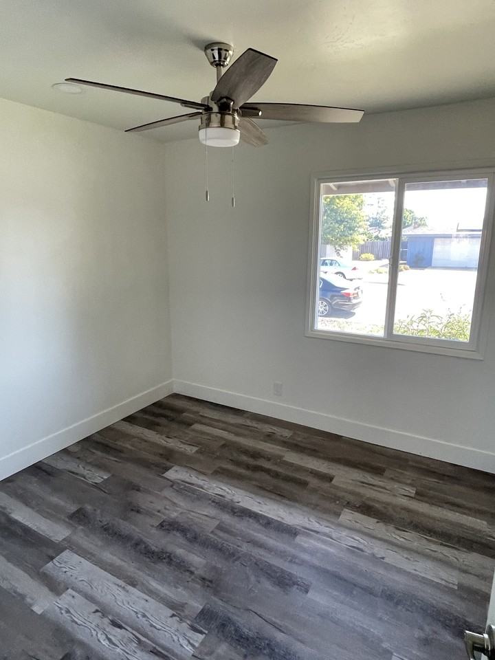 4629 Royal Oak Rd #NA - Photo 7 of 11