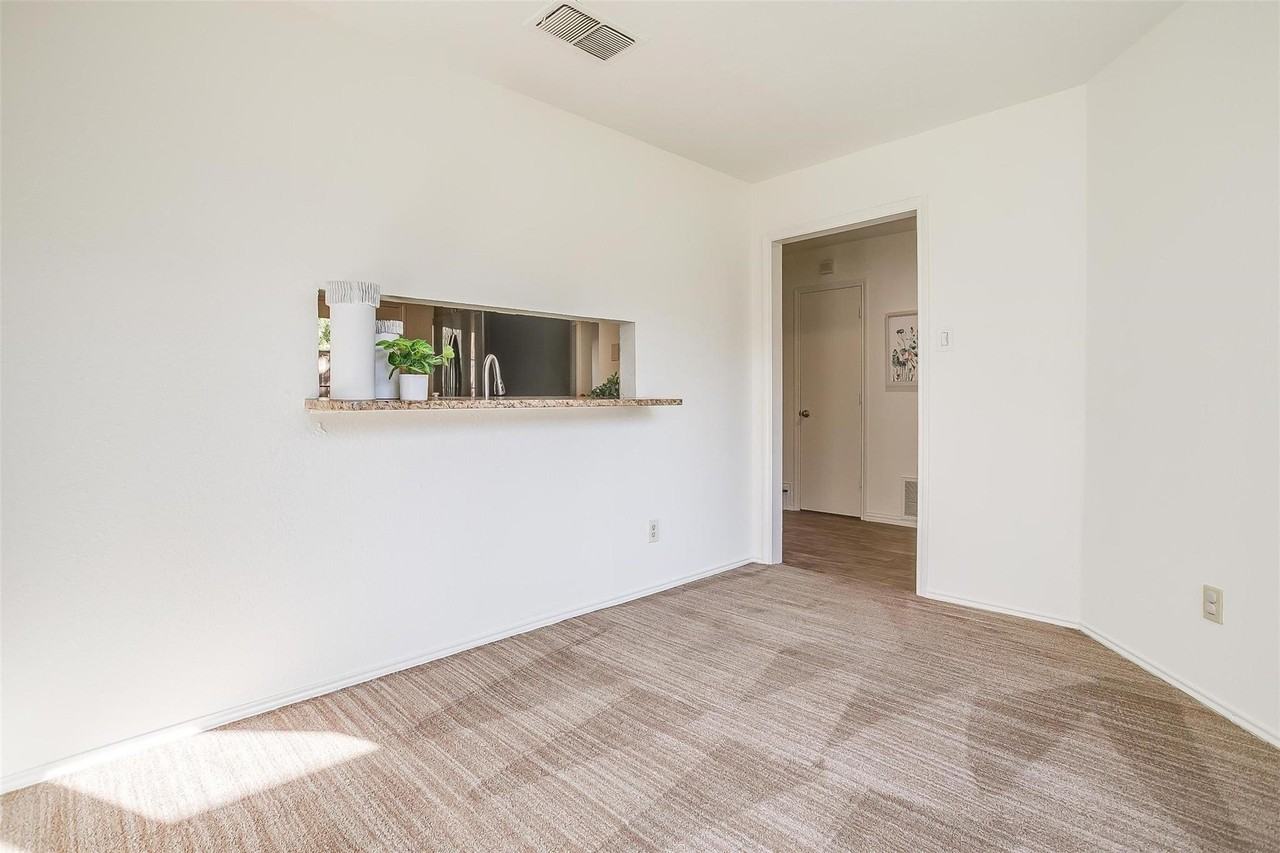 115 Brentwood Ct #115C - Photo 7 of 14