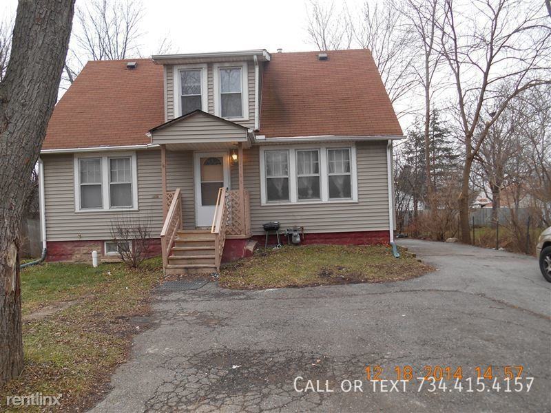 3166 Platt Rd - Photo 2 of 32