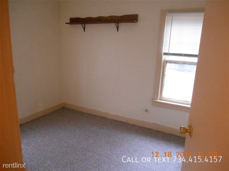 3166 Platt Rd - Photo 7 of 32