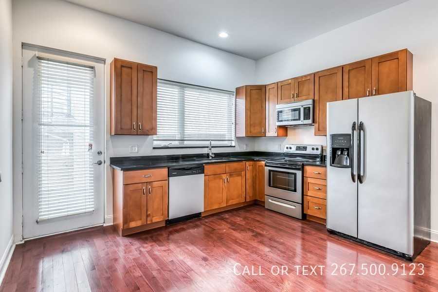 1456 E Columbia Ave - Photo 2 of 39