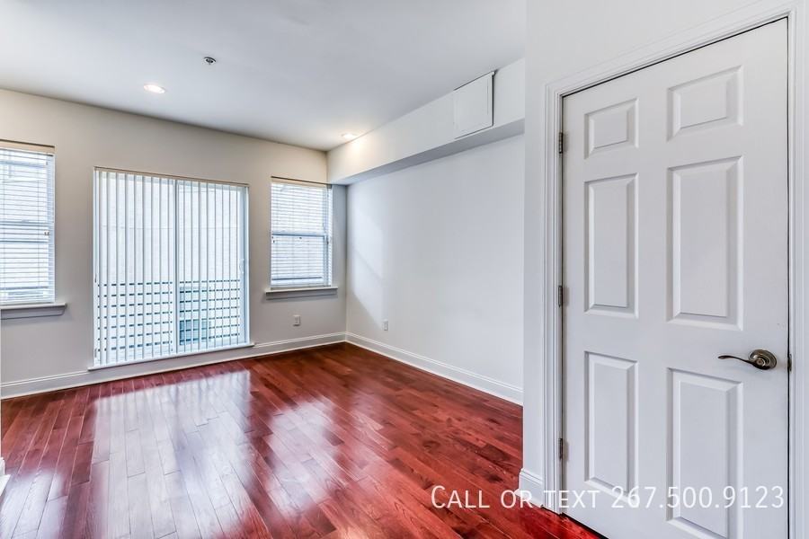 1456 E Columbia Ave - Photo 4 of 39