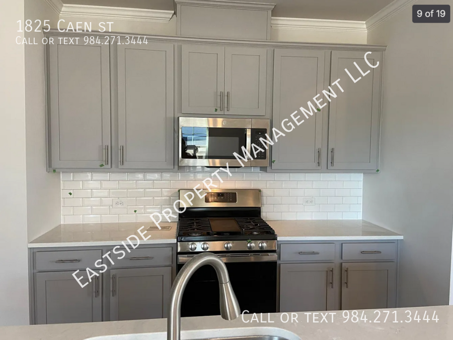1825 Caen St - Photo 5 of 15