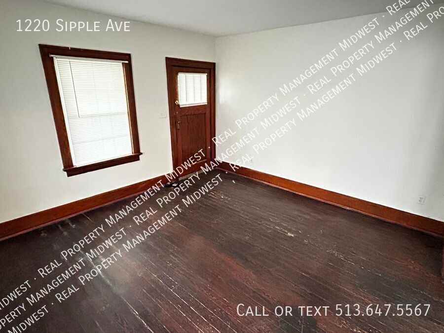 1220 Sipple Ave - Photo 3 of 16