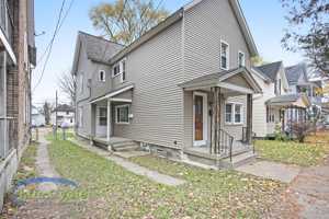 featured image of 940 Mcreynolds Ave Nw #1