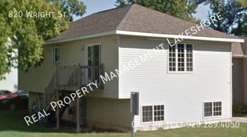 featured image of 820 Wright St