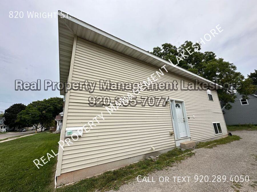 820 Wright St - Photo 4 of 23