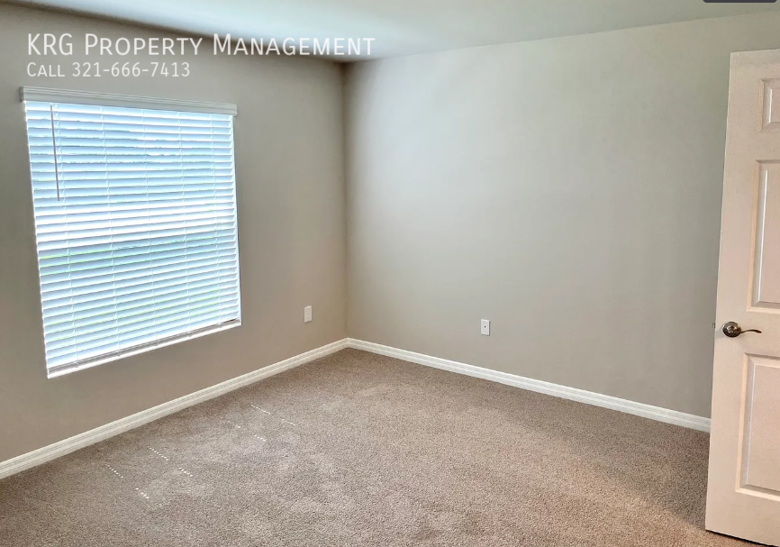 9018 Justice Cir - Photo 4 of 16