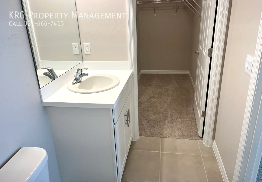 9018 Justice Cir - Photo 7 of 16