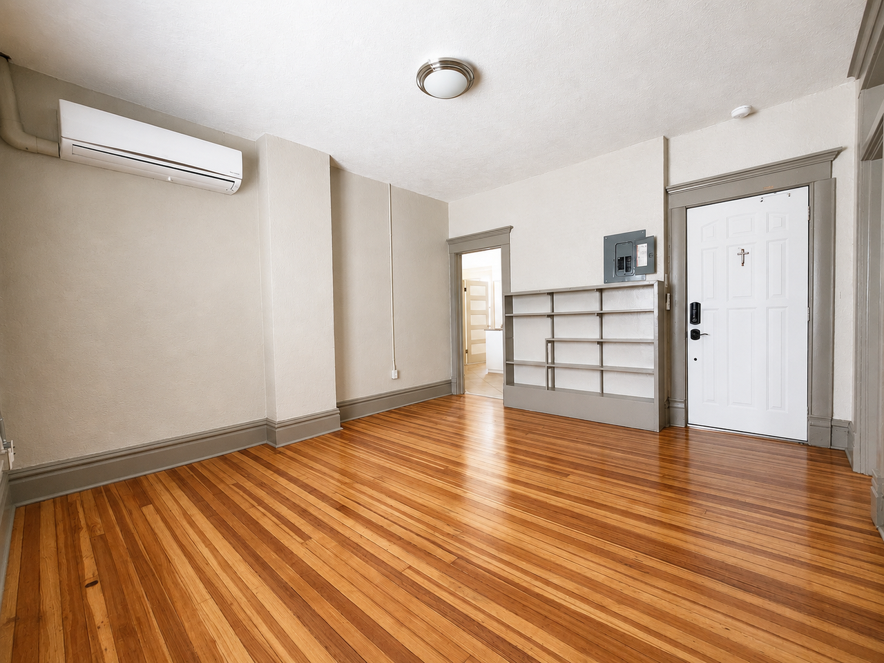 1000 Carteret Ave #4 - Photo 5 of 31