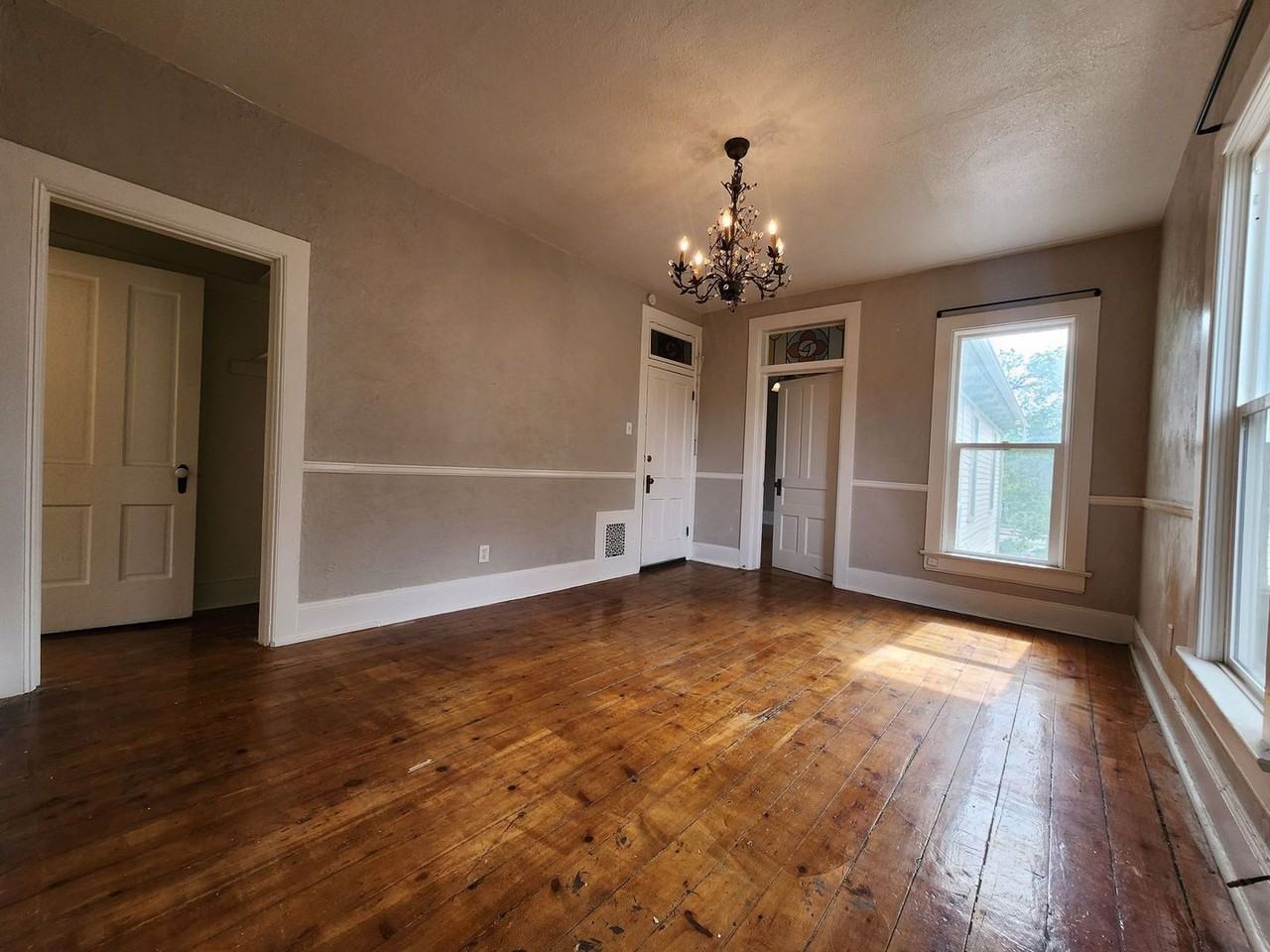 724 N Nevada Ave #6 - Photo 5 of 16